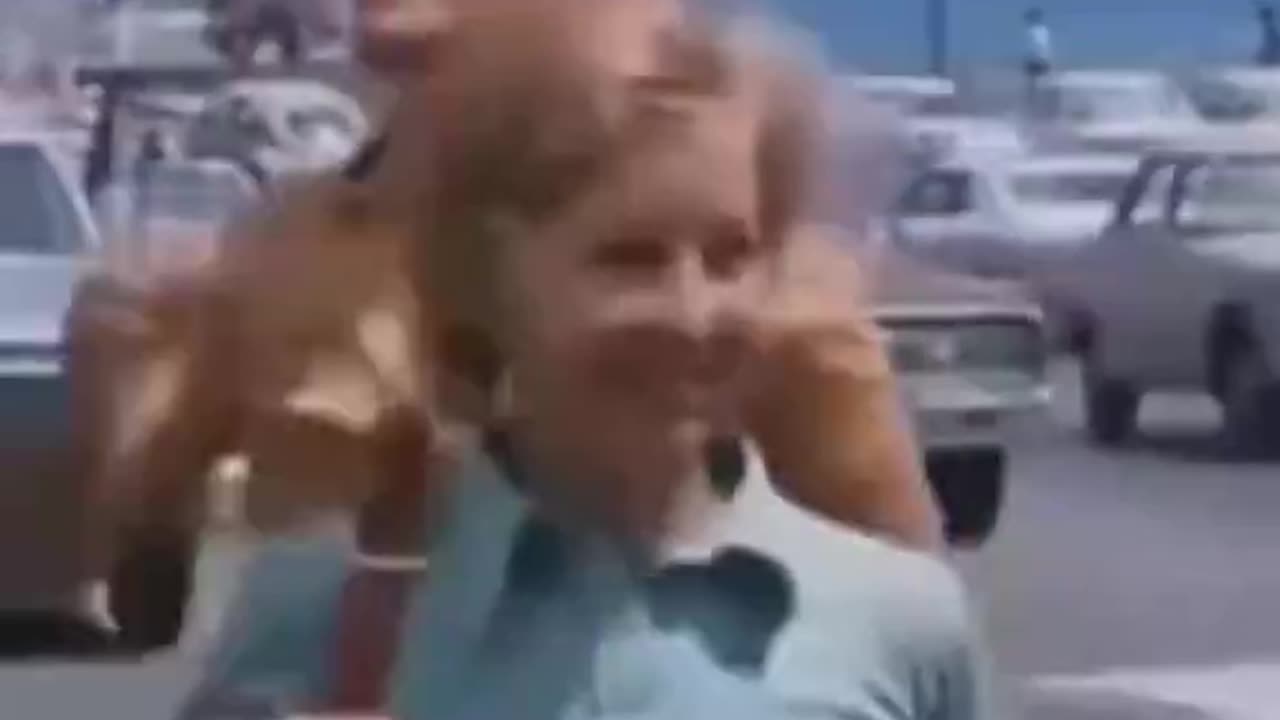 Discussion on whether there will be a civil war between Islam and the west.