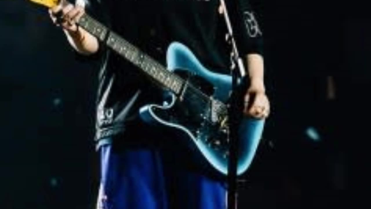 Billie Eilish Performs Radiohead's 'Creep' Live First Amsterdam – Thom Yorke's Reaction - WorldEye