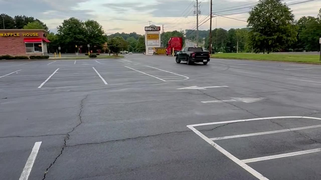 2025 Maverick Drifting