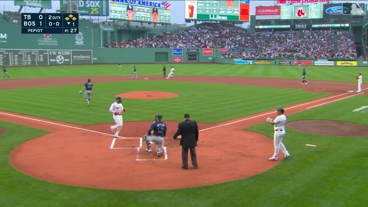 Primer hit del prospecto Roman Anthony