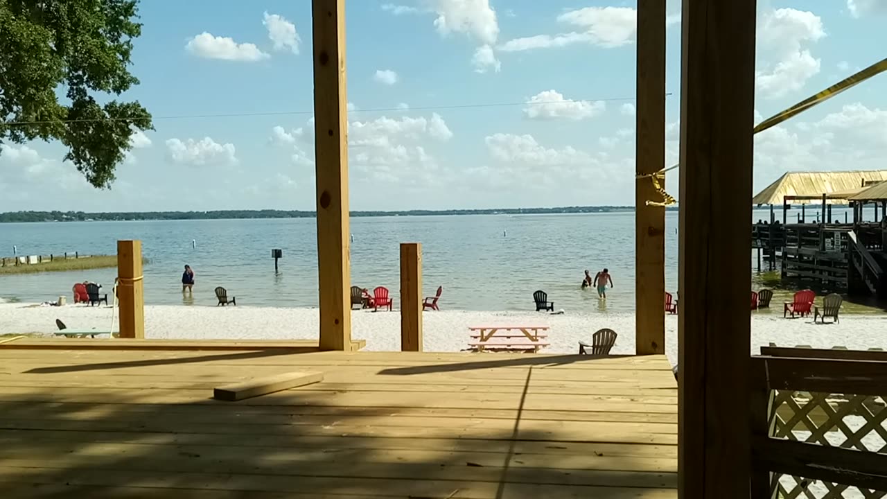 Gator Joe's restaurant and lounge