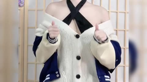 Admiring beautiful Asian girls - Extremely cute girl