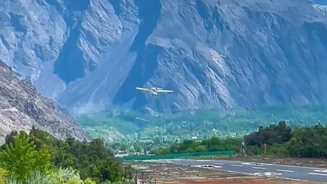 Landing in Paradise: Gilgit Airport GIL | A T-prop's Thrilling Approach