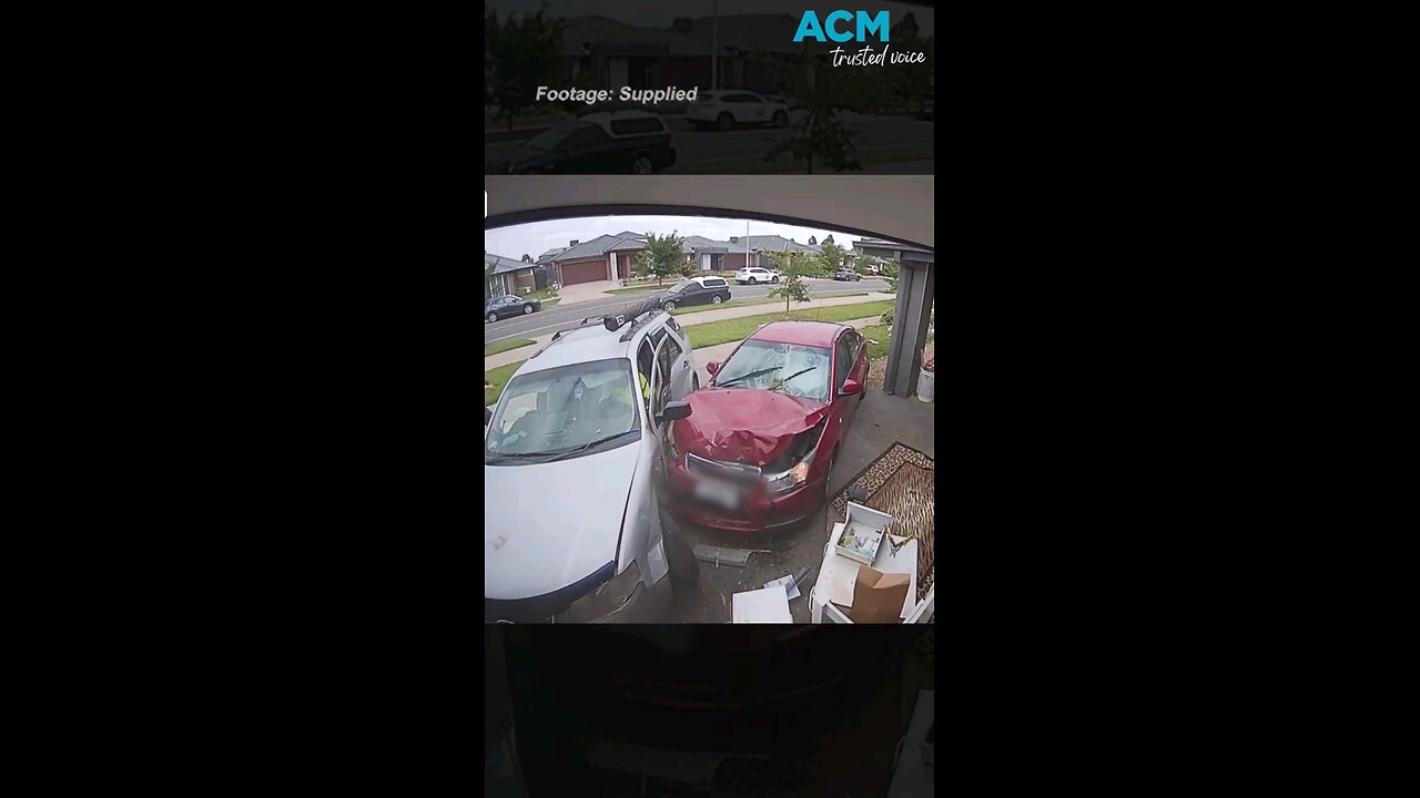 Unbelievable Car Crash Caught on Dashcam