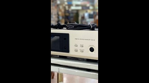 Accuphase DG-38 Digital Voicing Equalizer