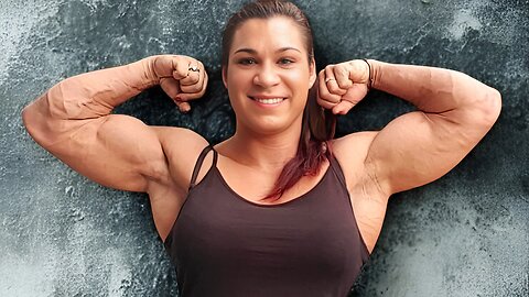 Czech Muscle Giant: Renata Hronová’s Amazing Body Transformation as Bodybuilder & Arm Wrestler