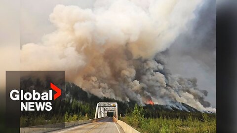 "Dangerous situation": Aggressive wildfire burns near BC-Alberta border