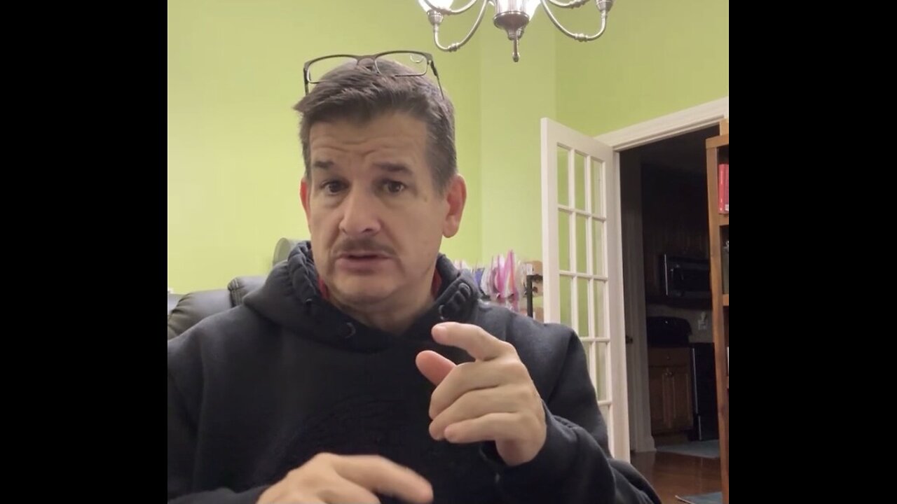 ASL only - The deaf vlogger shared his thoughts about tariffs