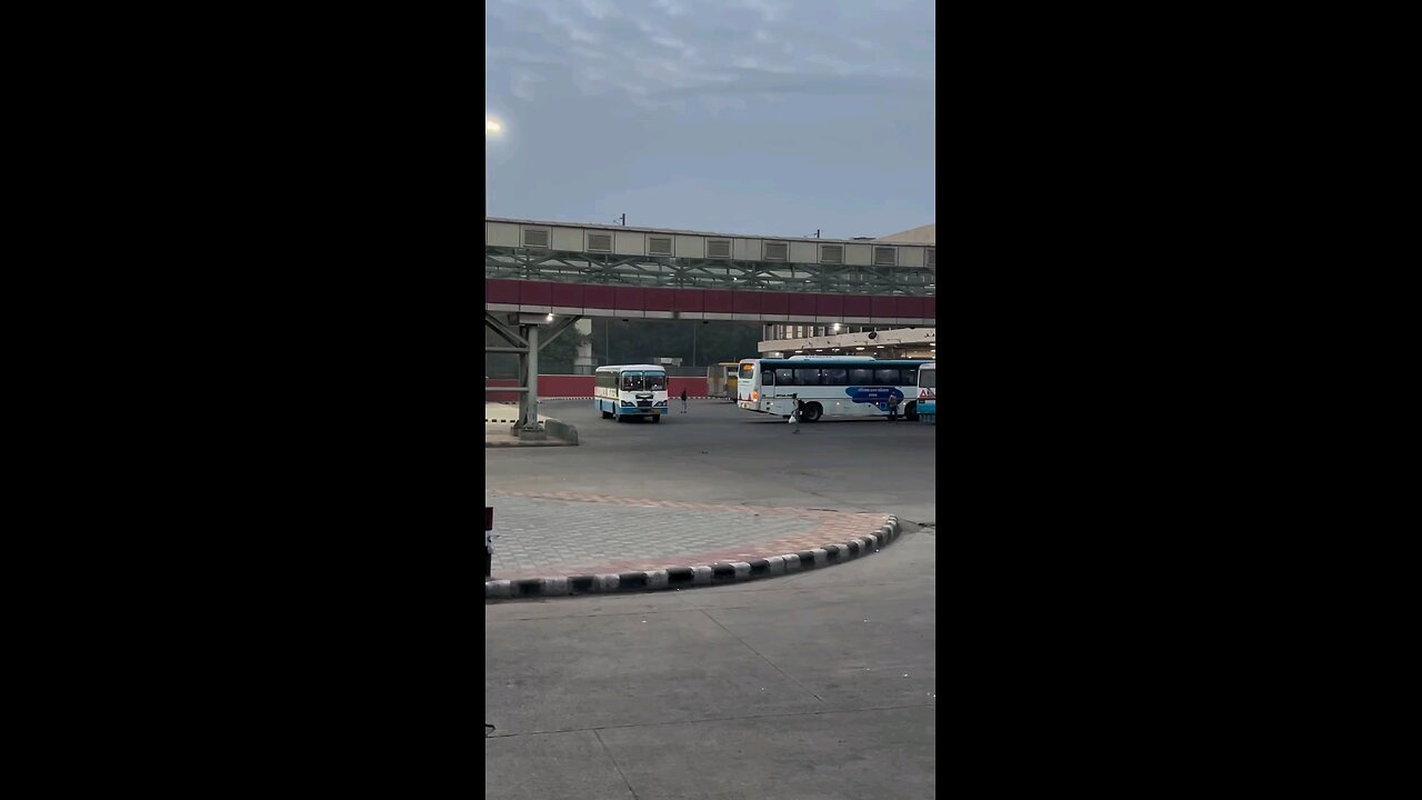 HR
