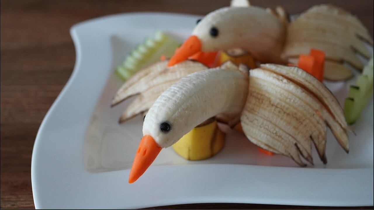 Making Cute Banana Ducks with pretty eyes. Banana carving. Fruit plating