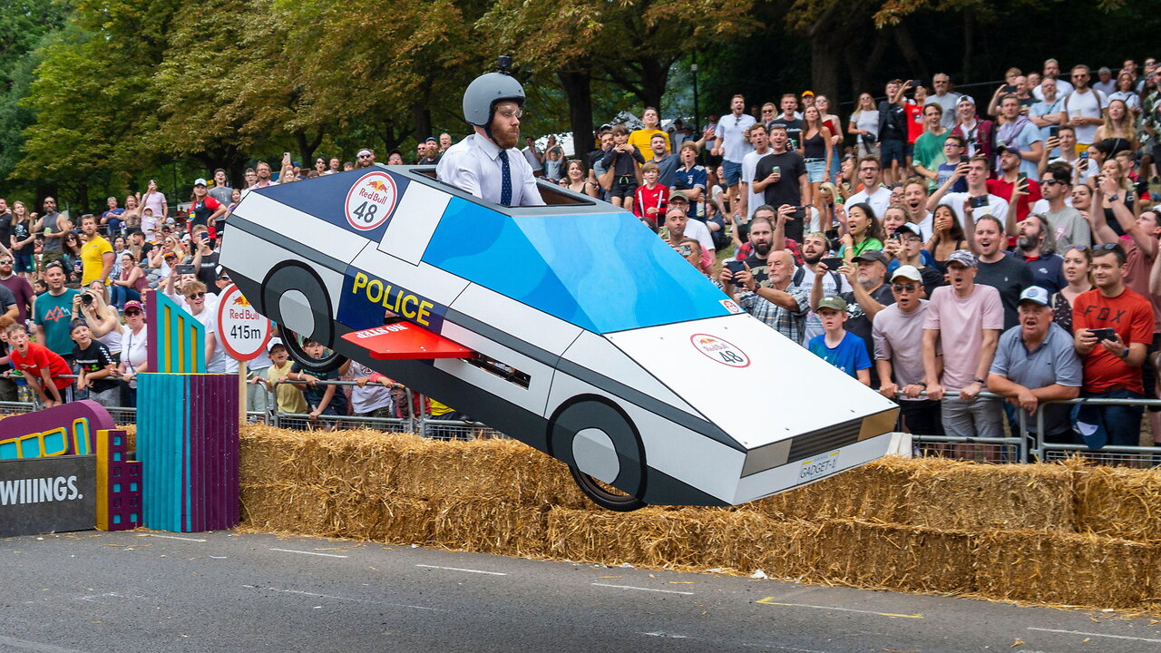 The Wildest Homemade Cars - Red Bull Soapbox Race