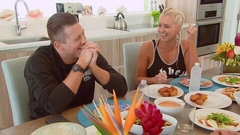 Maryse demands romance: Total Divas, May 3, 2017 @wwefree