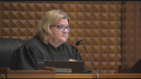 Ep. 1885: Verdict Reached for Judge Accused of Helping Migrant