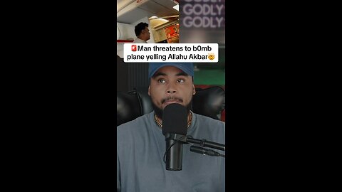 🚨Muslim Man threatens to b0mb plane yelling Allahu Akbar🤯