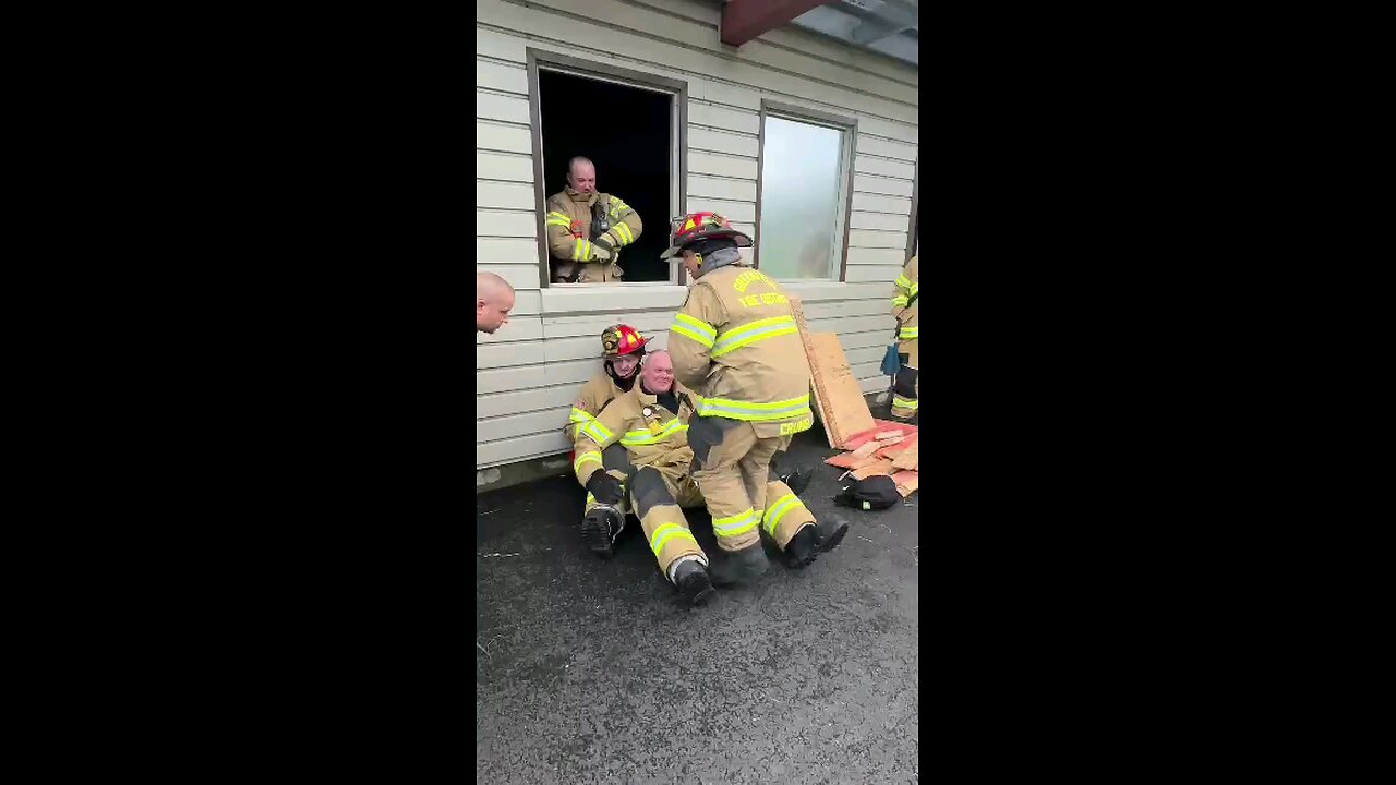 Lifting a victim out a window FF press method