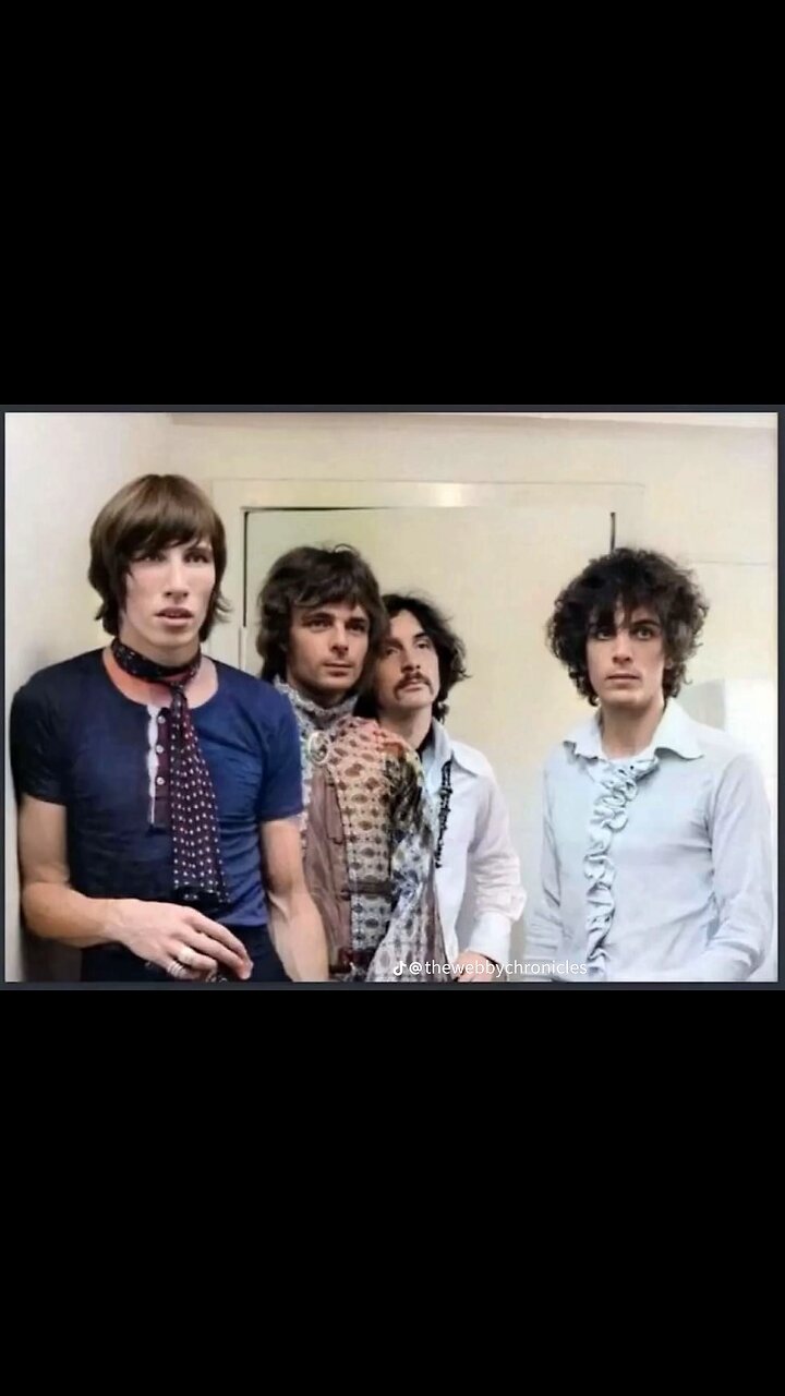 PINK FLOYD LIVE IN FRANCE 1971 PART ( 3. )