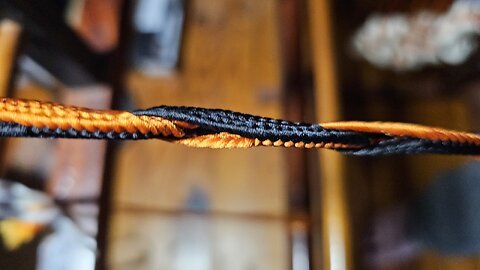 Kumihimo - Takadai Braiding Stream - 203 Megan Fox edition