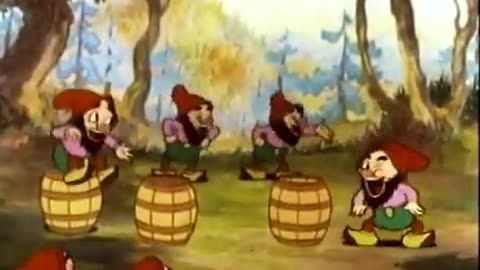 Van Beuren Studios Cartoons - 1935x15 - Molly Moo-Cow and Rip Van Winkle