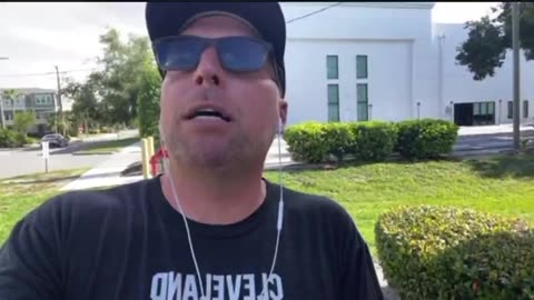 Chad_BoozeMock_-_BREAKING_chadzumock_forgets_to_turn_off_his_live_amp_we_get_to_s...
