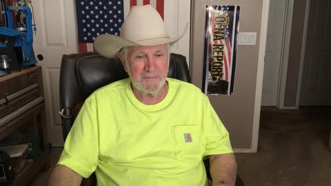 You Can't Make This Stuff Up, In 2020 Waltz Signed Law Allowing Officers To shoot At Vehicle!!