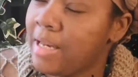 What fiber arts topics do you want to hear about?! 🧶💭