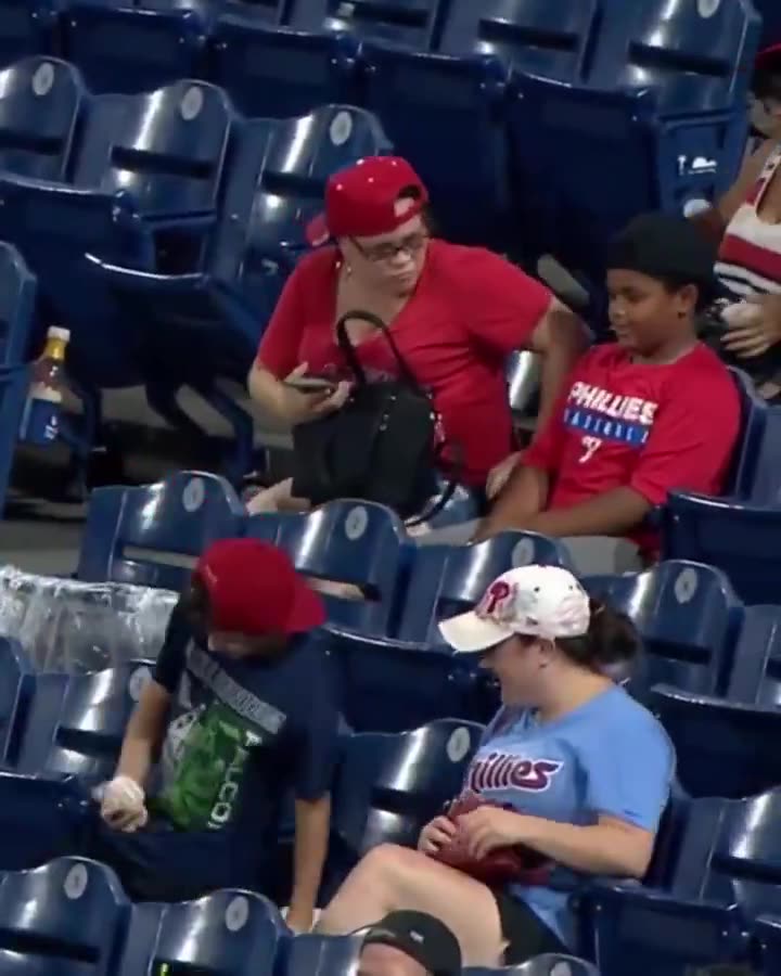 Not everyone is a Phillies Karen