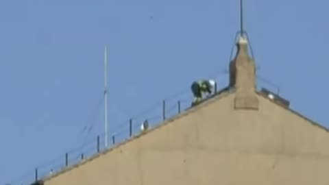 Vatican Installs Famous Chimney