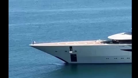 These yachts prove that there are always really different levels in life 💪