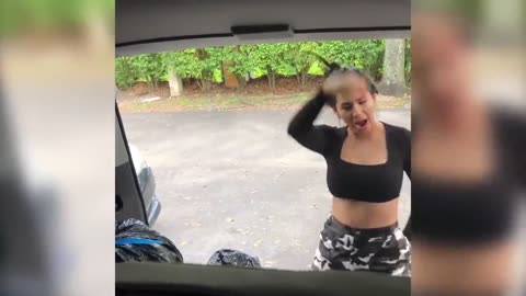 ASI SON LAS NOVIAS - YOUNG SWAGON