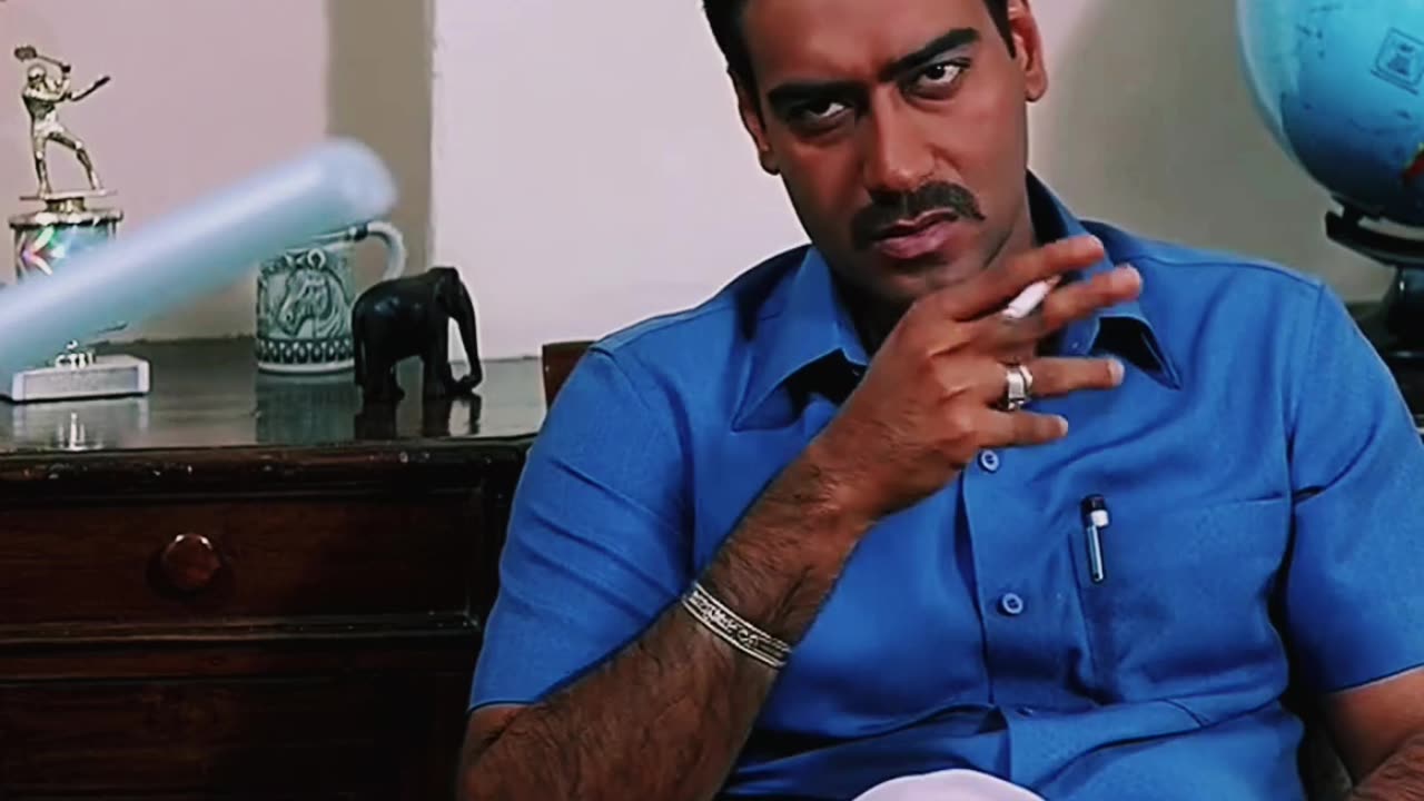 #Ajay Devgan #Old Bollywood #superhit movies #videoclip scene