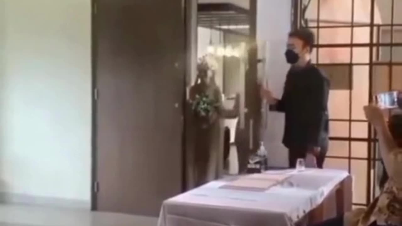 Wedding Entrance Gone Wrong! 😂🚪