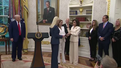 Jeanine Pirro is sworn in today in the Oval Office as US Atty for D.C.