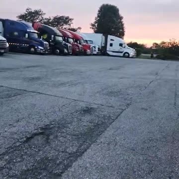 ITS A SMALL WORLD AFTER ALL! #ourtruckinglife #reallifetruckers #truckdriver #truck #atruckerslife