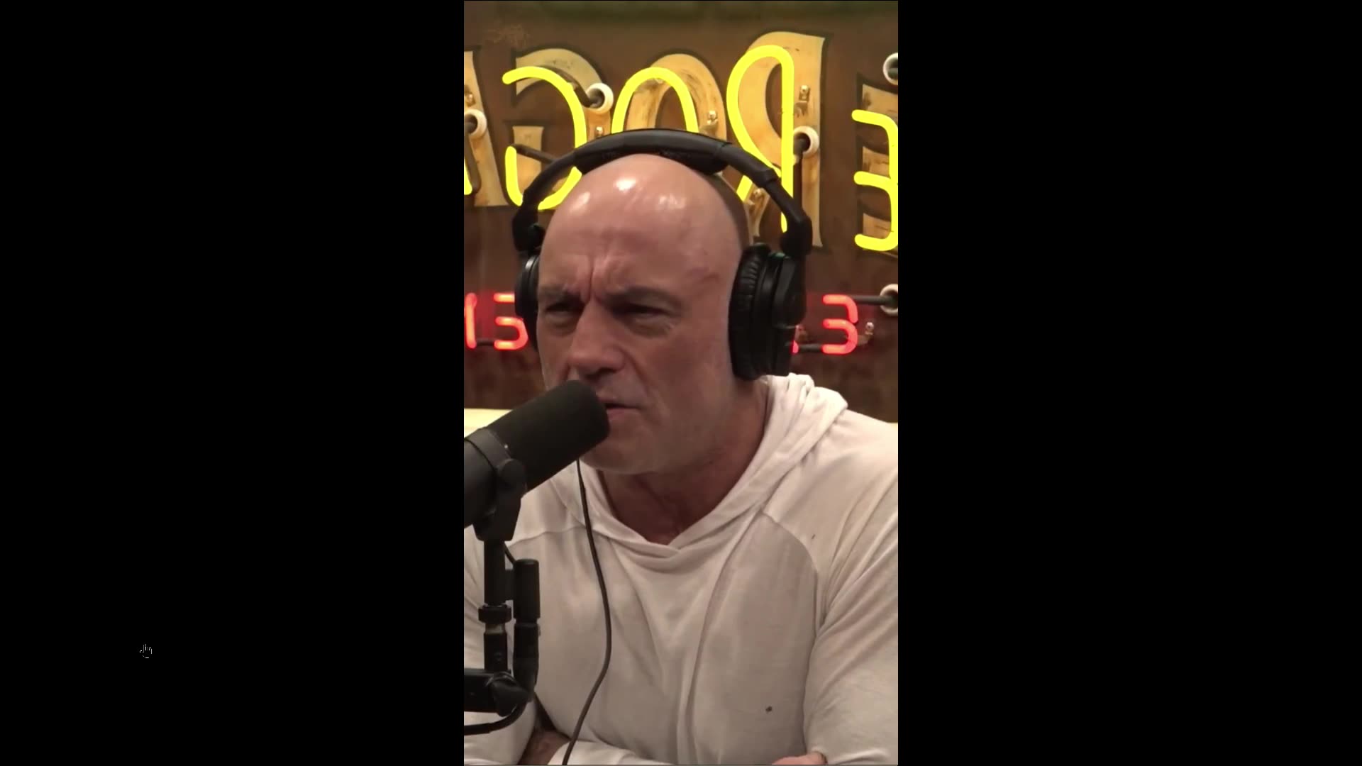 Rogan raising awareness that Democrats “gave out $93 billion after Trump won
