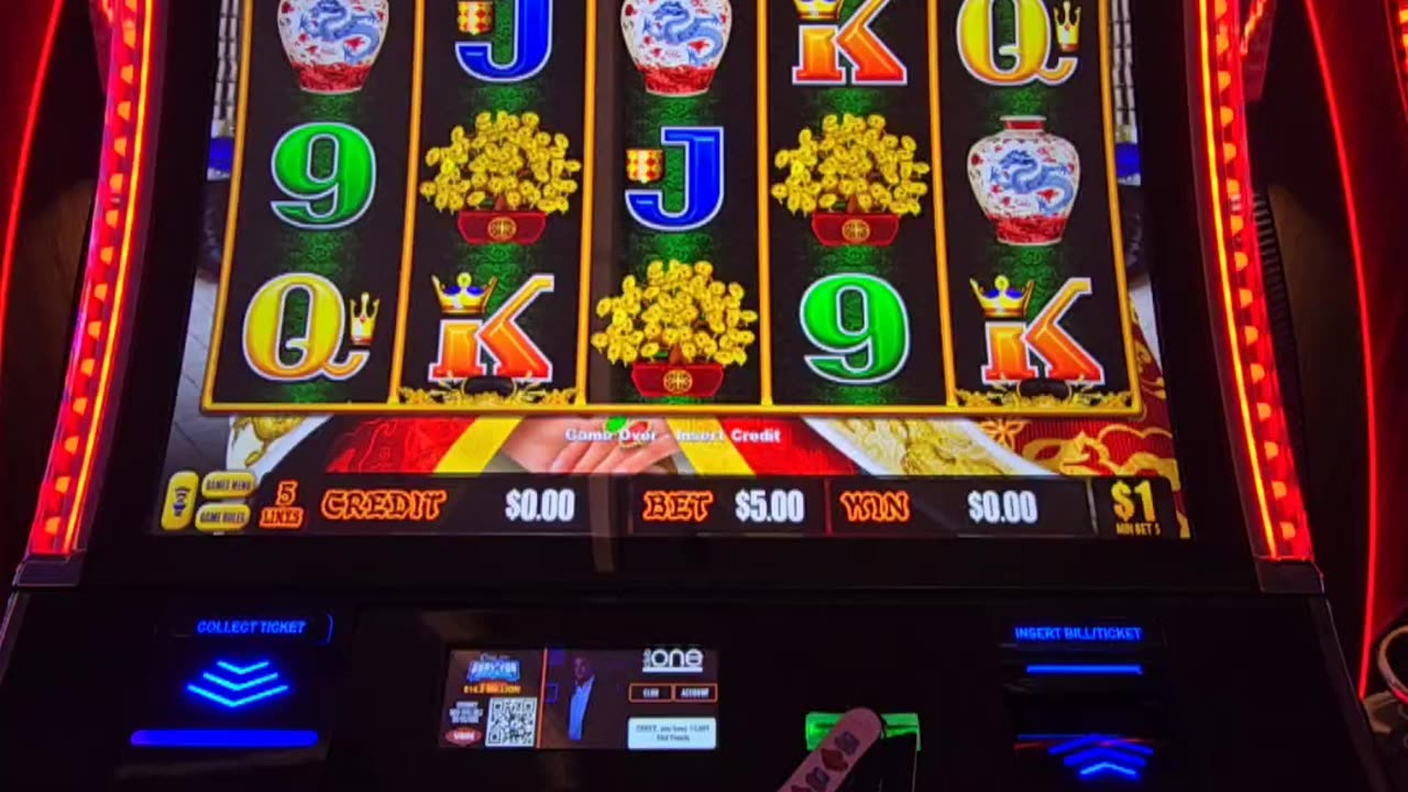 SlotMaster LIVE @ The Casino