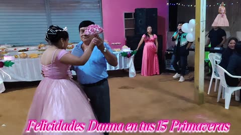 QUINCE PRIMAVERA DANNA