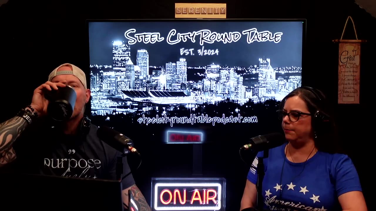 A cop and an attorney equals one real and honest discussion about the way shit is!