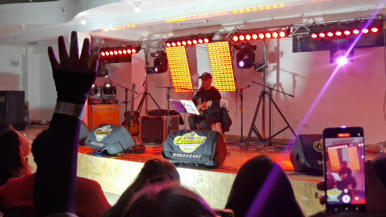 El Hombre Que No Podia Dejar de Masturbarse - Daniel F En Puno