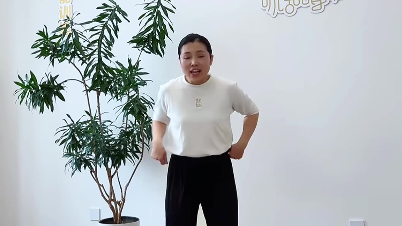 662.開肩背輕盈跳