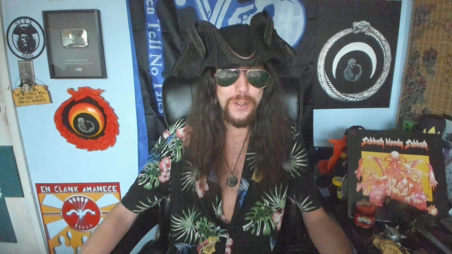 Trump and Jerome Powell Appear Together, Obviously Dislike One Another