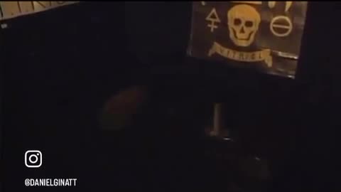 חיים יבין מבט דירת מסתור בתל אביב טקסים פולחניים