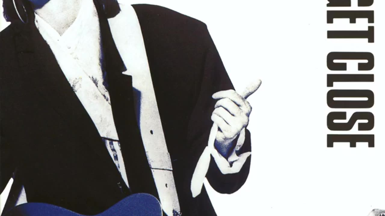 The Pretenders - Light of the Moon