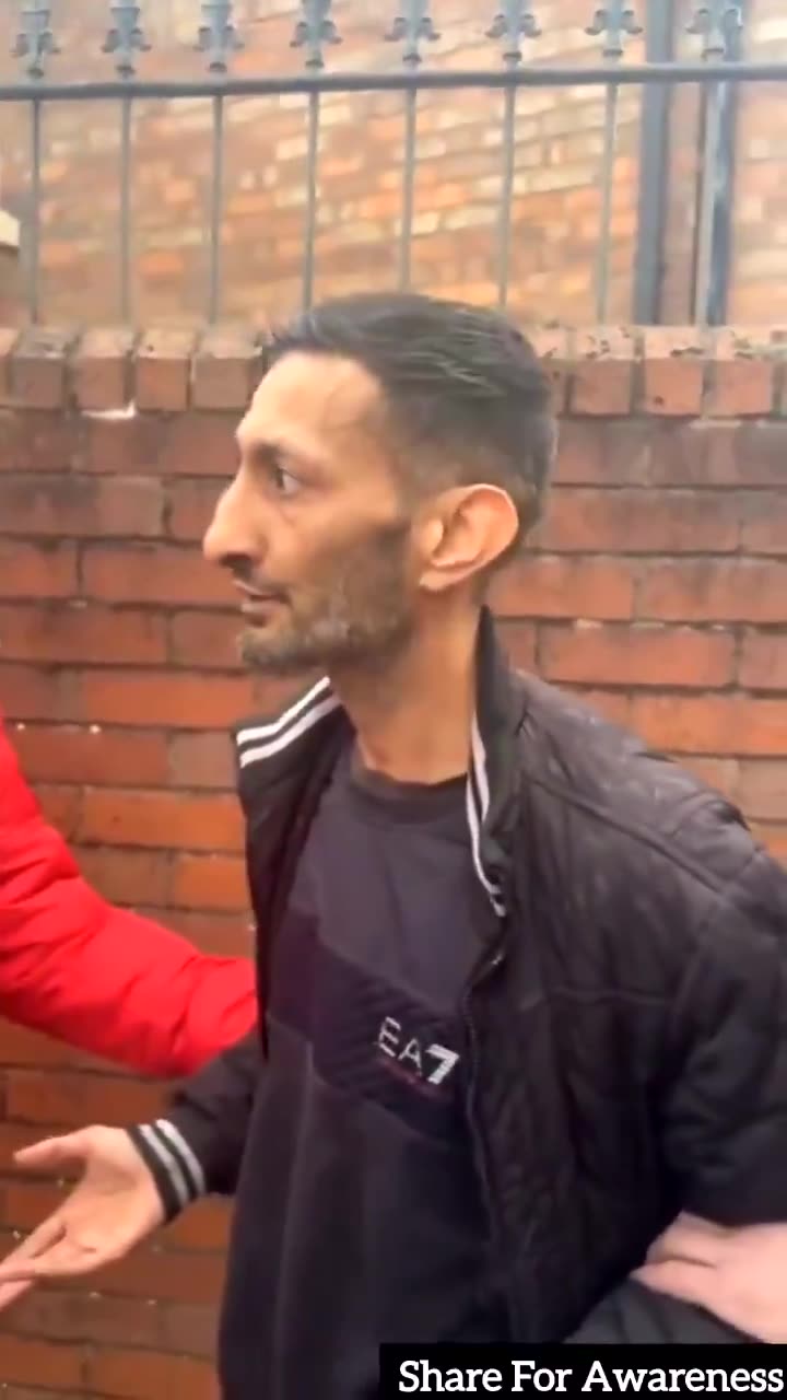 Mohammed Caught Trying To Rape White Child