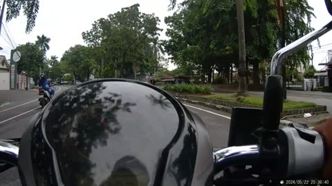 Slow Ride, Deep Thoughts: A Chill Evening Motorcycle Vlog"