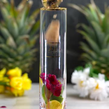 Pink Lemonade Dragon Mojito – what a delicious and stunning drink! ✨🍹