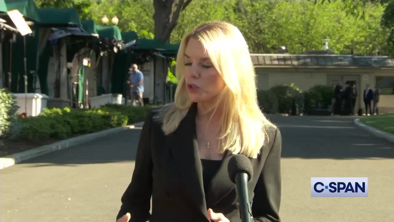 🚨BREAKING: AG Pam Bondi announces the FBI is diligently going through the Epstein Files: