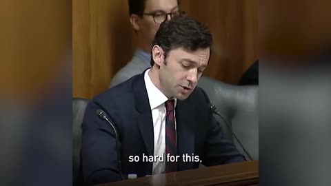MUST-SEE: Star Democrat makes a FOOL out of Trump official at hearing