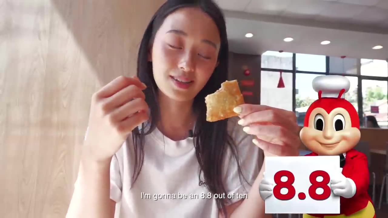 TRYING JOLLIBEE for the FIRST TIME... in the PHILIPPINES (720p60fps)