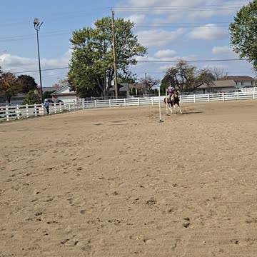 Ky & Sky keyhole with a twist in gymkhana!