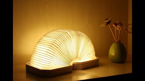 Bluetooth Speaker Lamp That Opens and Closes Just Like an Accordion